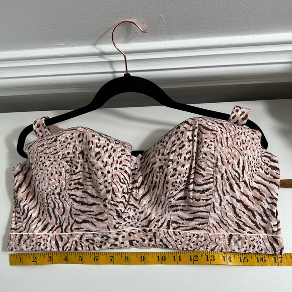 2 Underwire Bras 46C - Picture 7 of 8